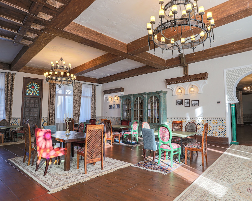 knyazli family suites and rooms