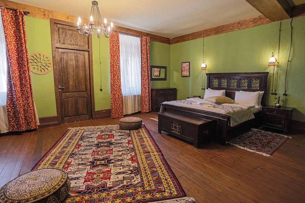 knyazli family suites and rooms