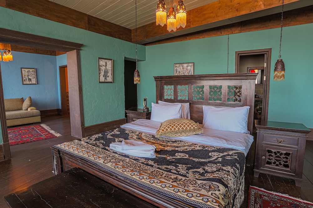 knyazli family suites and rooms