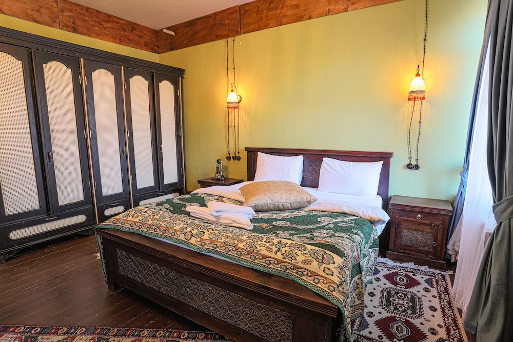 knyazli family suites and rooms