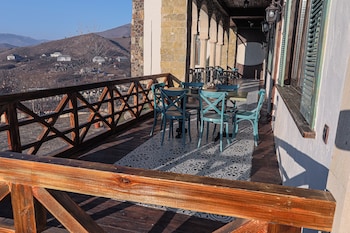 knyazli family suites and rooms