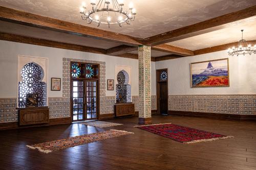 knyazli family suites and rooms