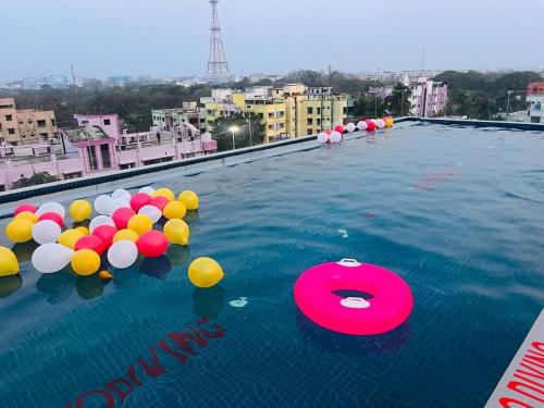 hotel lake view