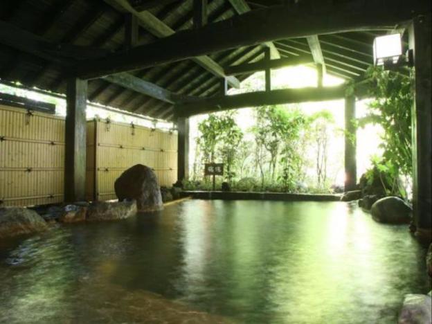 kurokawa onsen ryokan wakaba