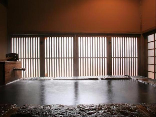kurokawa onsen ryokan wakaba