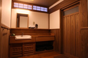 kurokawa onsen ryokan wakaba