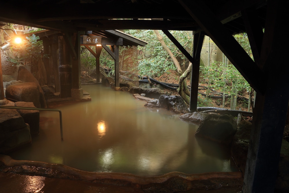 kurokawa onsen ryokan wakaba
