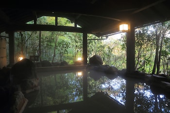 kurokawa onsen ryokan wakaba