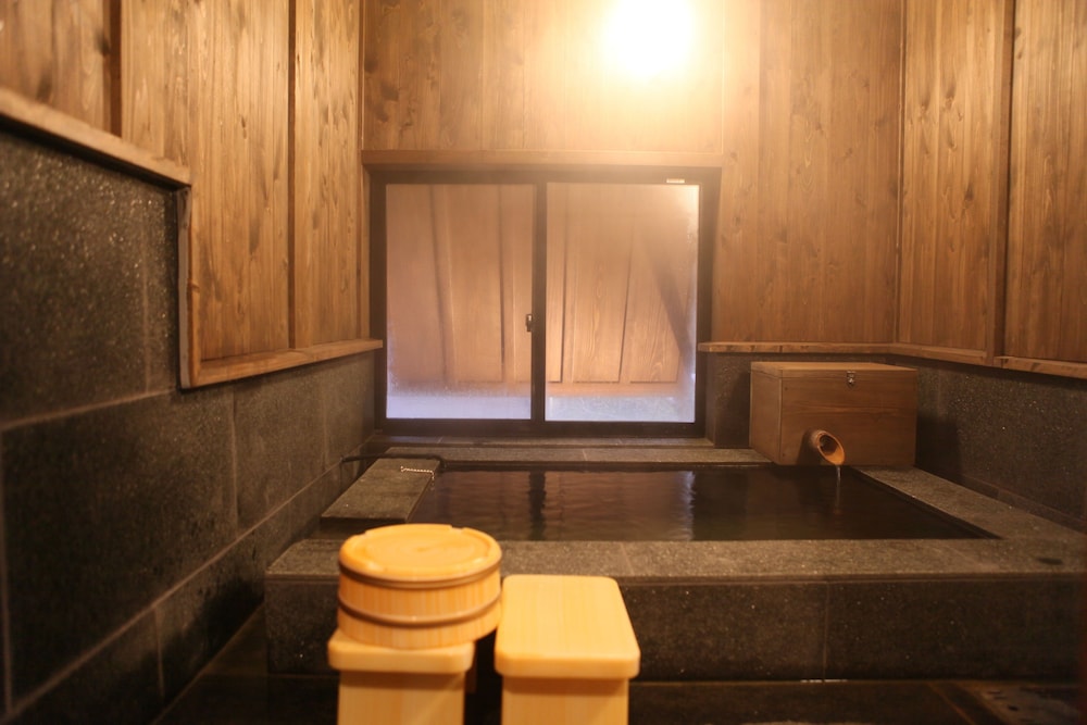 kurokawa onsen ryokan wakaba