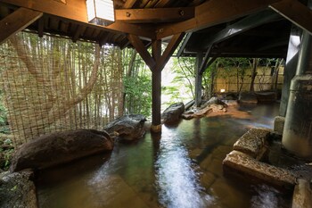 kurokawa onsen ryokan wakaba