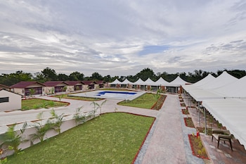 soil to soul resort statue of unity