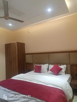 Mr Jaiswal Dharmshala,,2.5 star