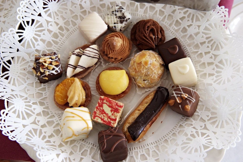 white mountain hotel and resort