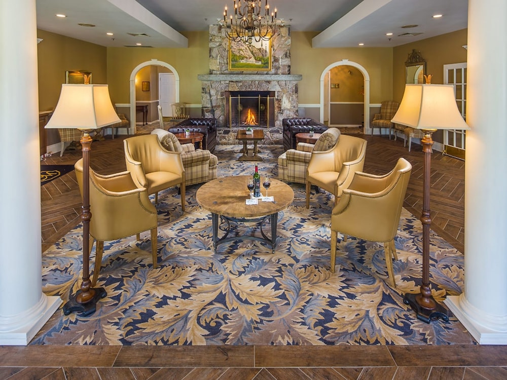 white mountain hotel and resort