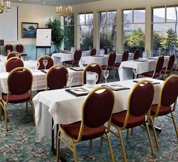 white mountain hotel and resort