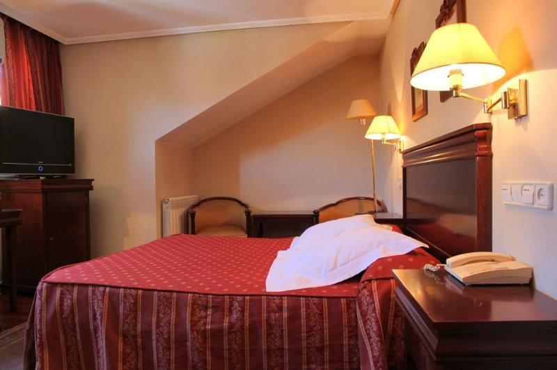 Leon Hotel Spa Paris,San Andres Del Rabanedo>>Leon,3 star