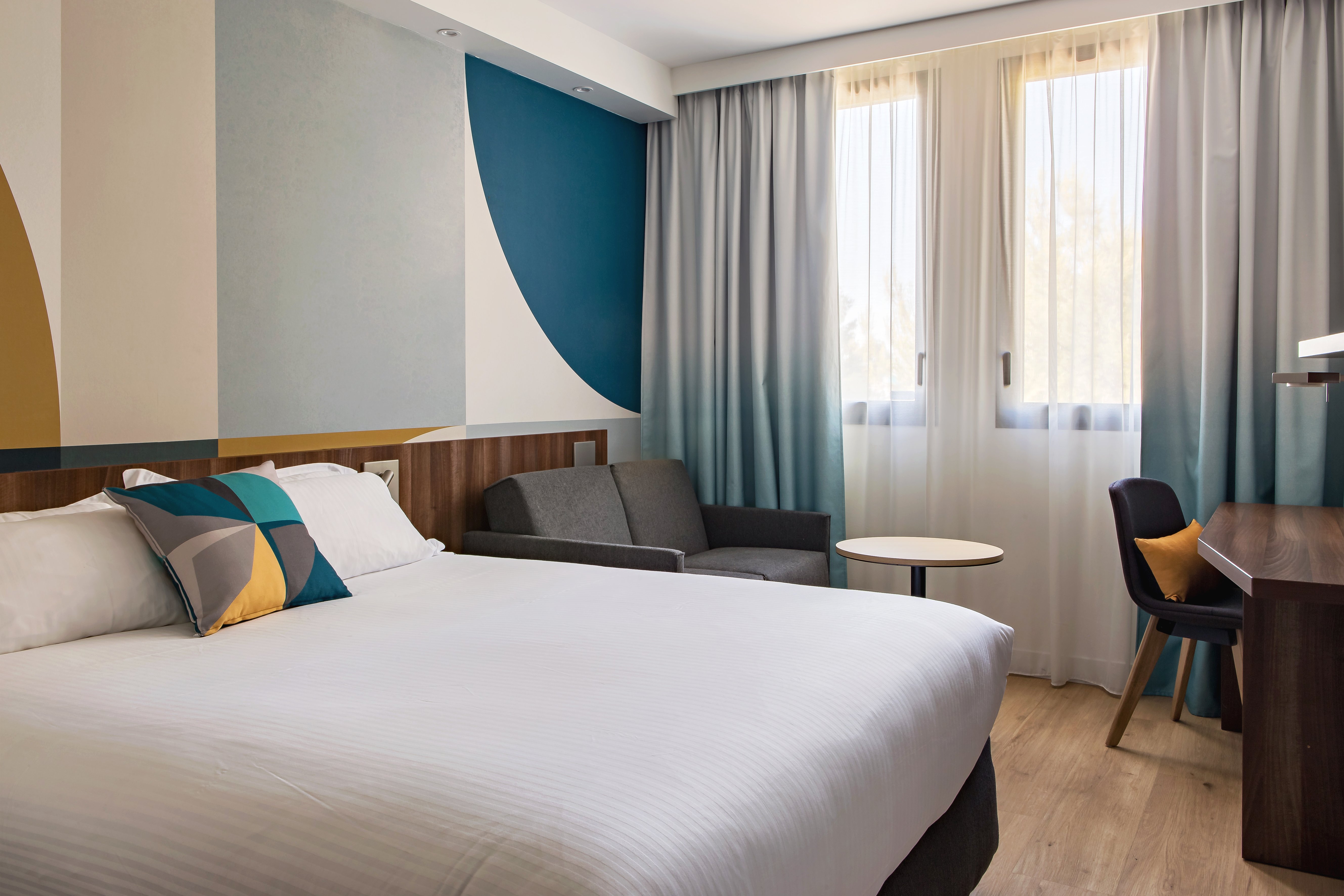 holiday inn marseille airport by ihg