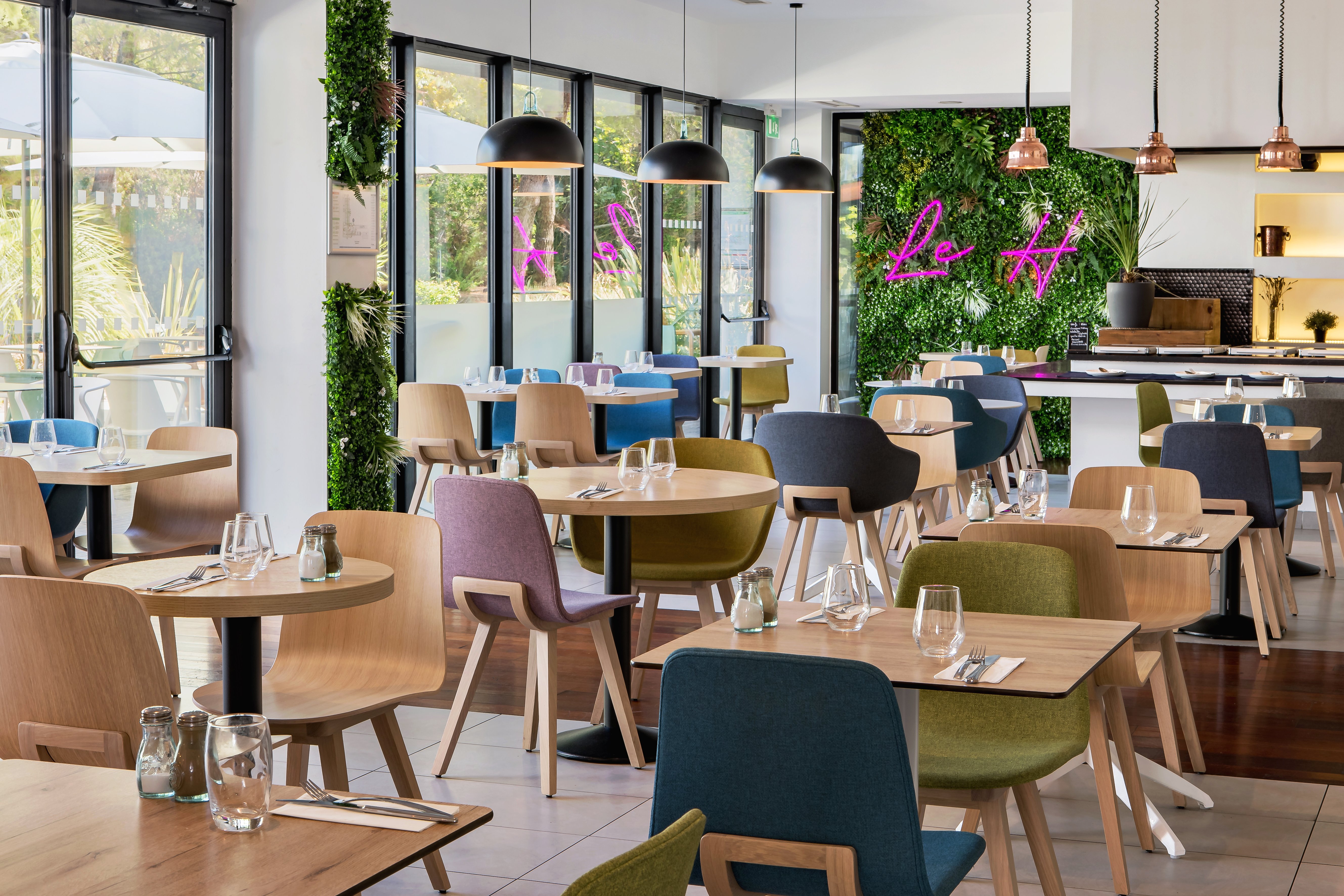 holiday inn marseille airport by ihg