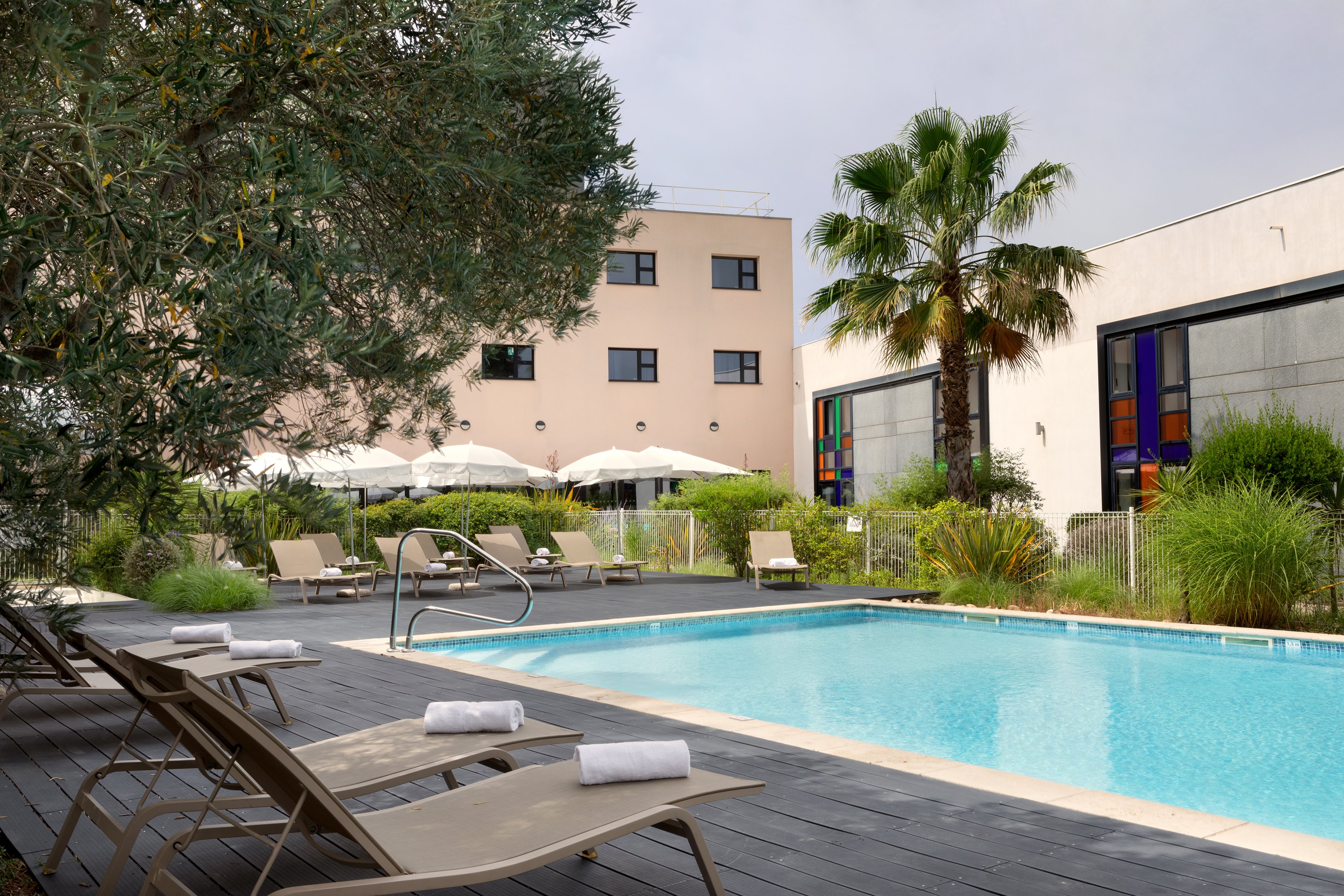 holiday inn marseille airport by ihg