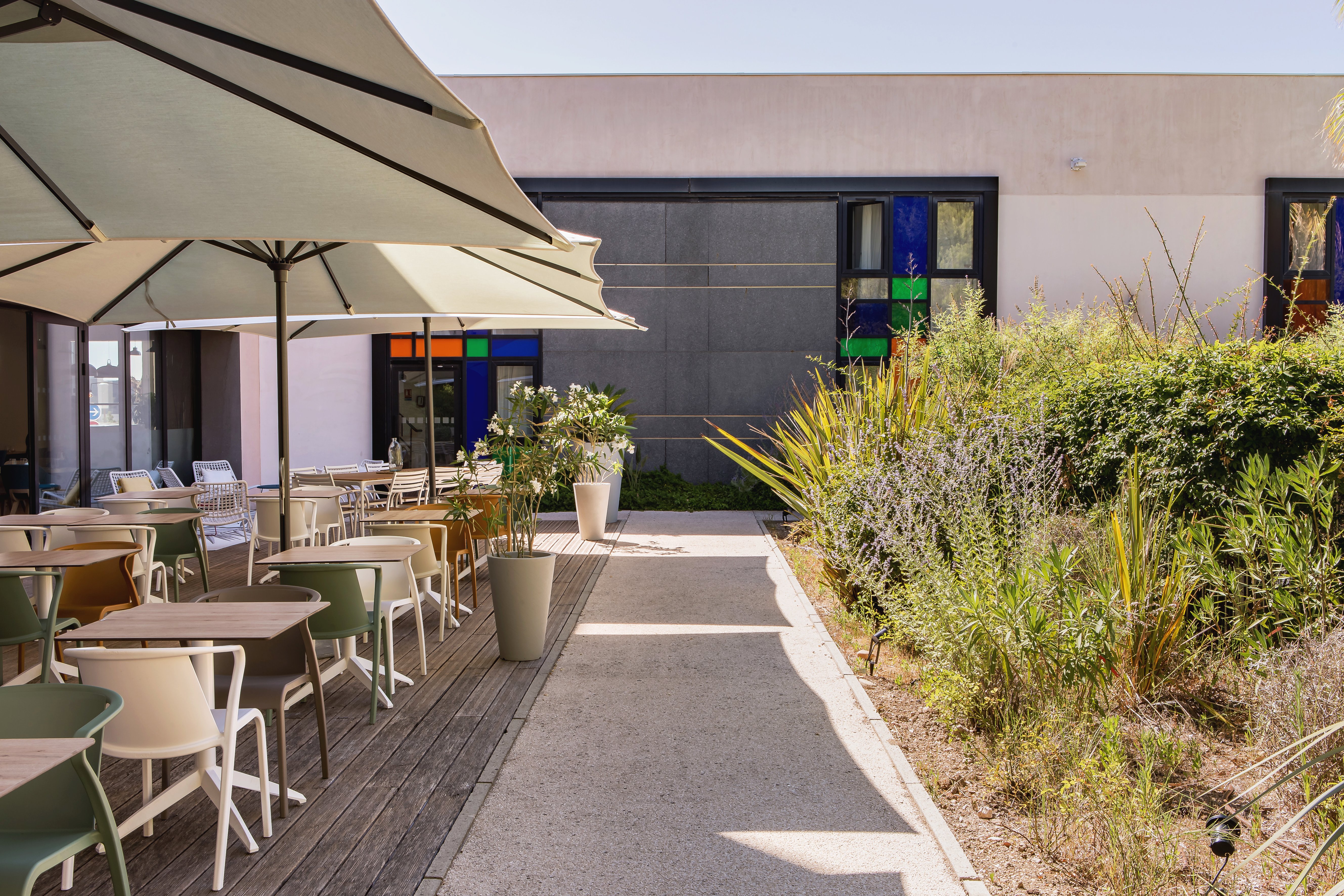 holiday inn marseille airport by ihg