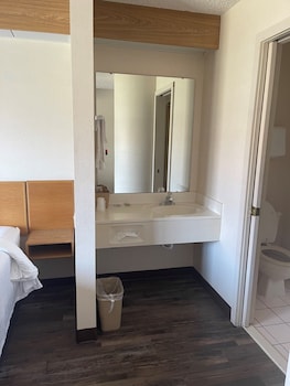 red roof inn branson