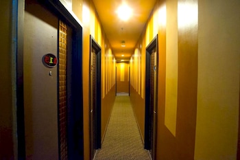 hotel holmes