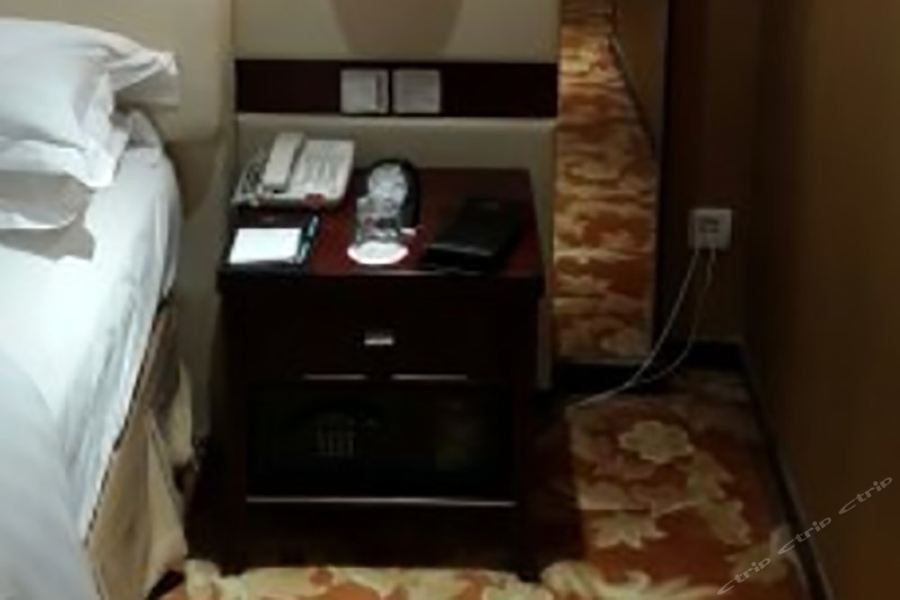 west internation hotel