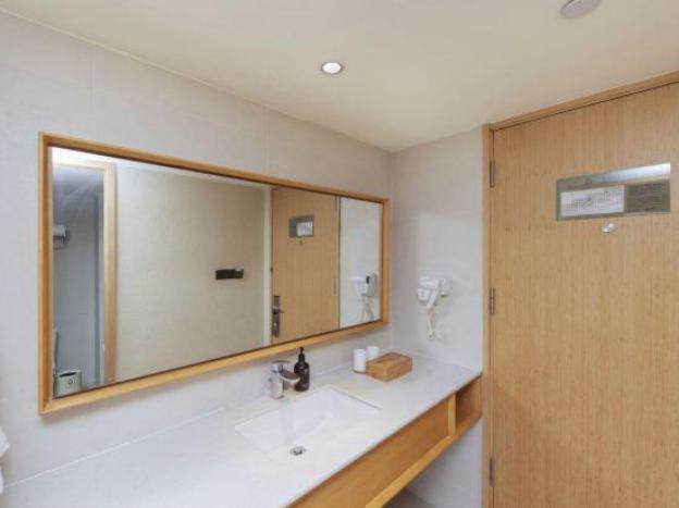 ji hotel shanghai hongqiao wuzhong road