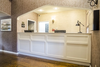 cottage inn by the sea