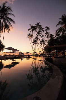 Nikki Beach Resort & Spa,,5 star