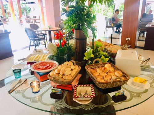 paradise garden resort hotel and convention center boracay