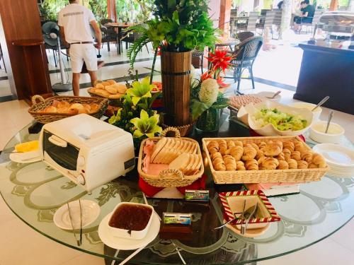 paradise garden resort hotel and convention center boracay