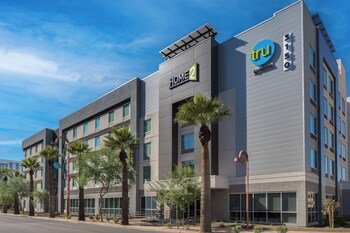 home2 suites by hilton phoenix midtown