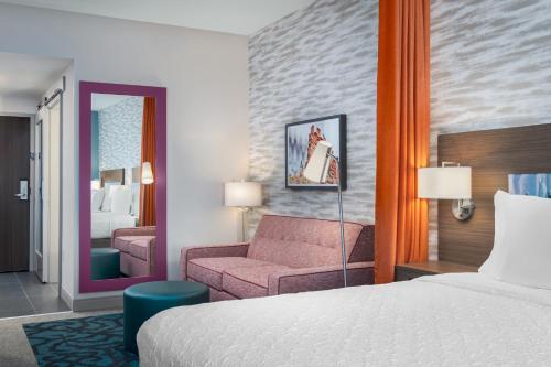 home2 suites by hilton phoenix midtown