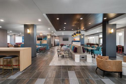 home2 suites by hilton phoenix midtown