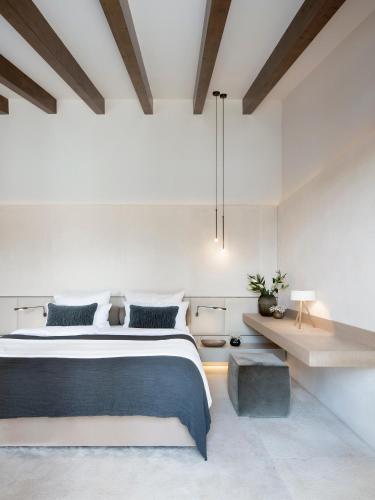Castell Son Claret - The Leading Hotels Of The World,,5 star