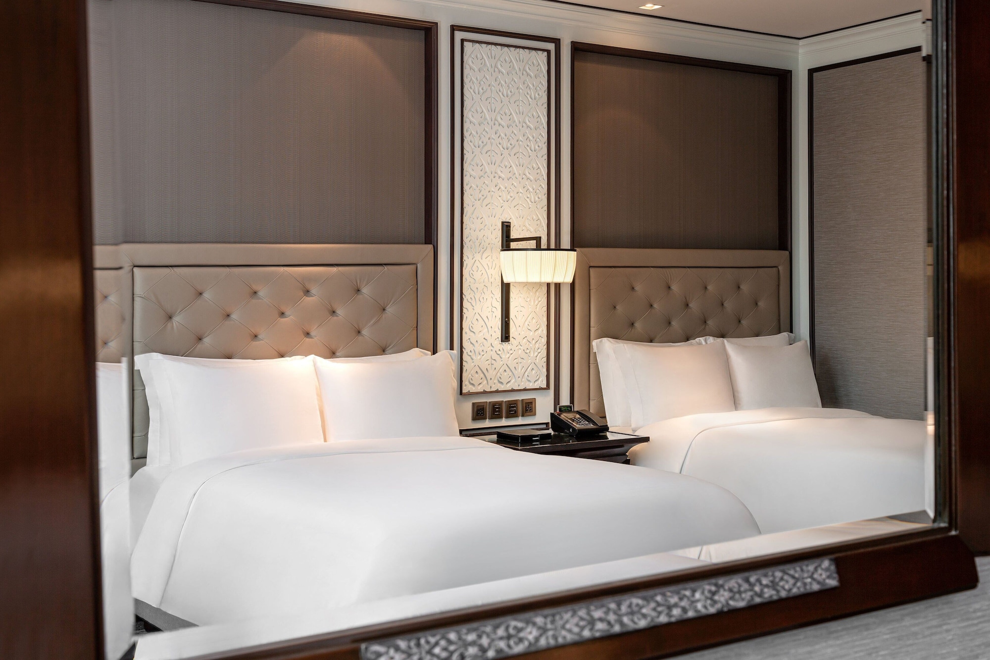the athenee hotel a luxury collection hotel bangkok