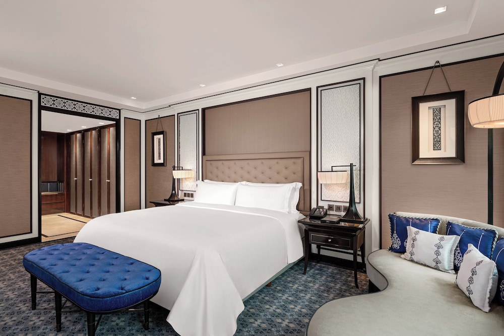 the athenee hotel a luxury collection hotel bangkok