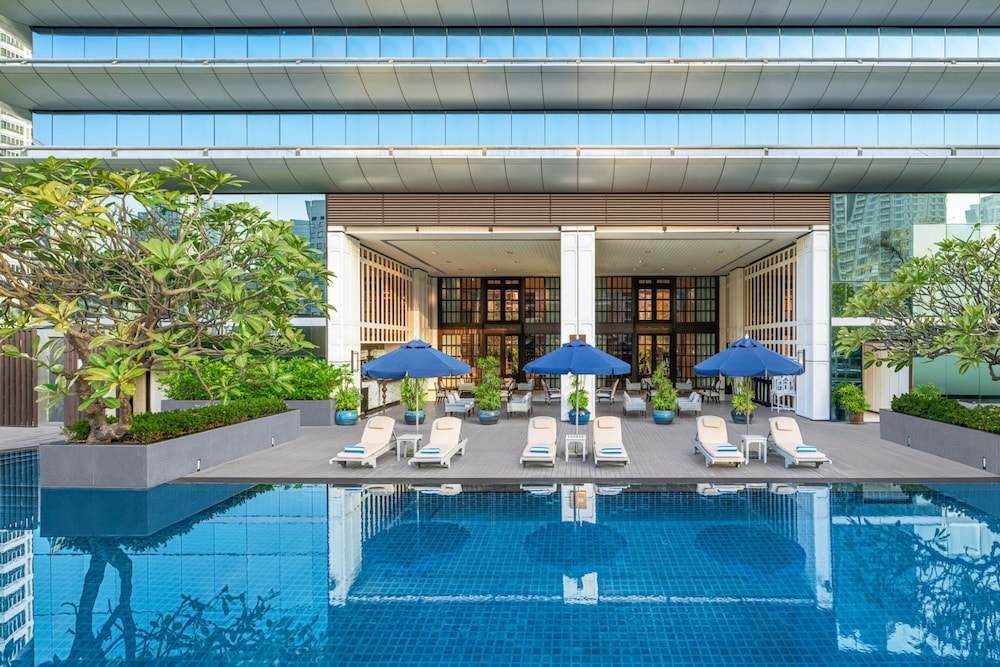 the athenee hotel a luxury collection hotel bangkok