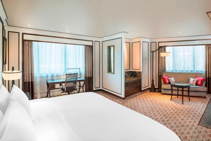the athenee hotel a luxury collection hotel bangkok