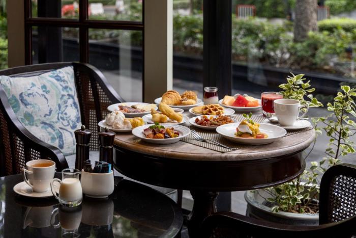 the athenee hotel a luxury collection hotel bangkok