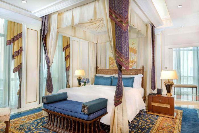 the athenee hotel a luxury collection hotel bangkok