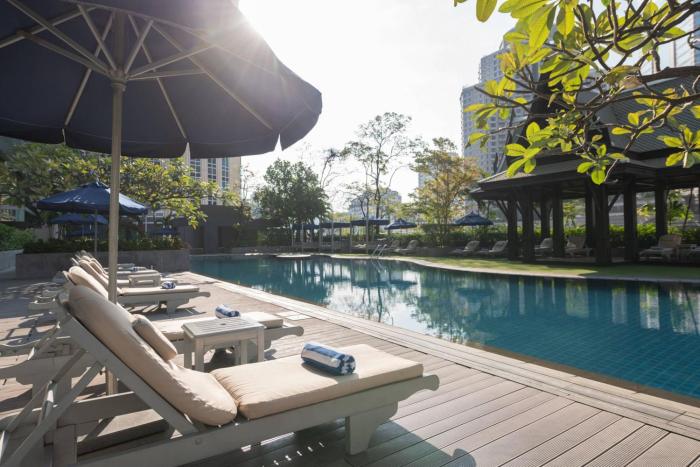the athenee hotel a luxury collection hotel bangkok