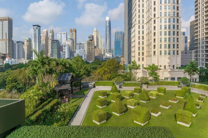 the athenee hotel a luxury collection hotel bangkok