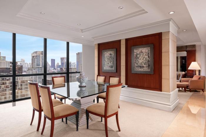 the athenee hotel a luxury collection hotel bangkok