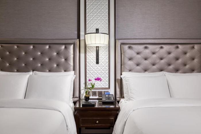 the athenee hotel a luxury collection hotel bangkok