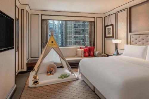 the athenee hotel a luxury collection hotel bangkok