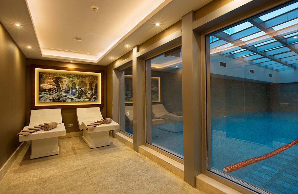 dedeman bostanci istanbulhotel and convention centre