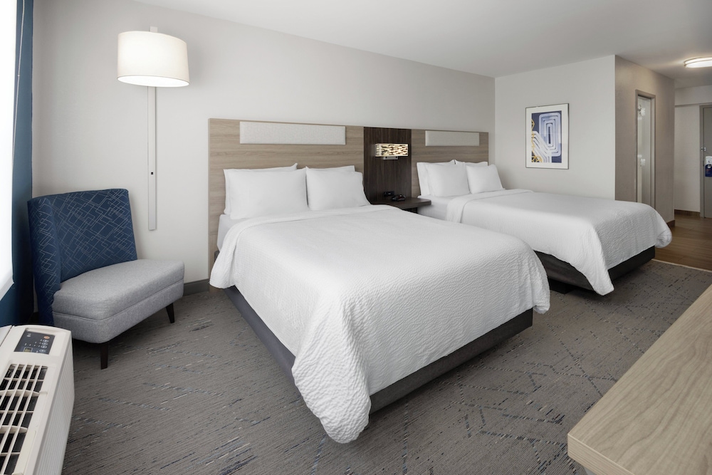 holiday inn express and suites wyomissing by ihg