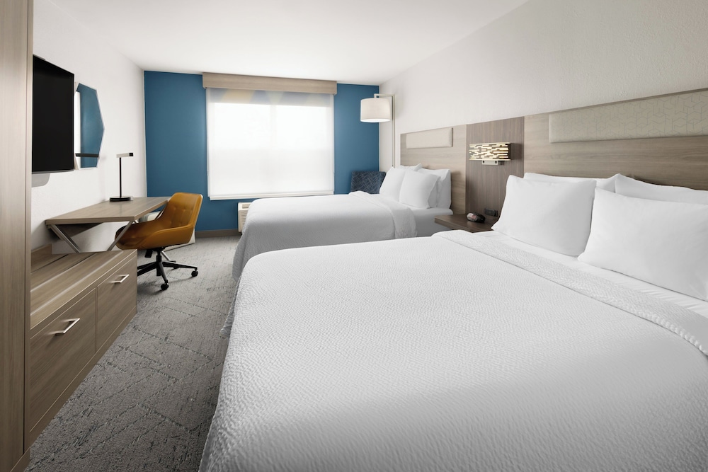 holiday inn express and suites wyomissing by ihg